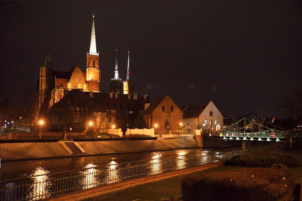 Natural Apartment In The City Center - Old Town Wroclaw Exterior photo